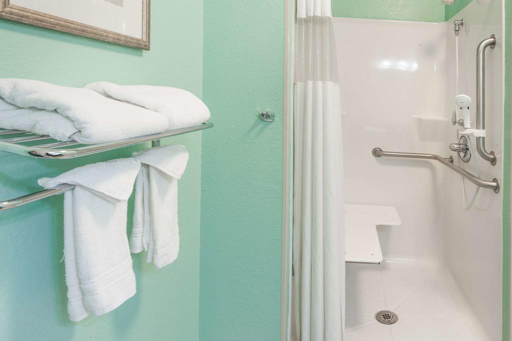 Clarion Pointe Madison-Huntsville Экстерьер фото